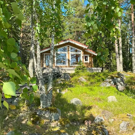 Villa Wellingholma - Private Waterfront & Sauna, West Coast Of Finland Huvilat Luvia