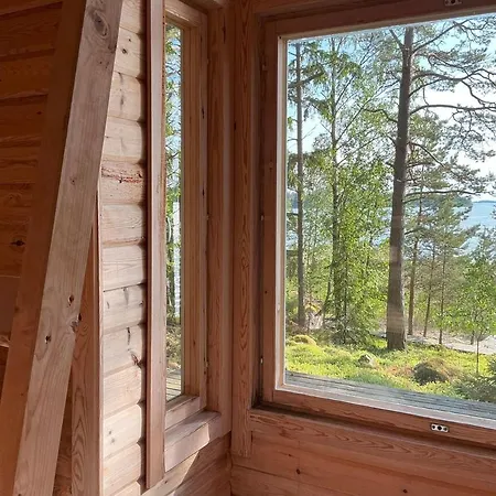Huvilat Villa Wellingholma - Private Waterfront & Sauna, West Coast Of Finland